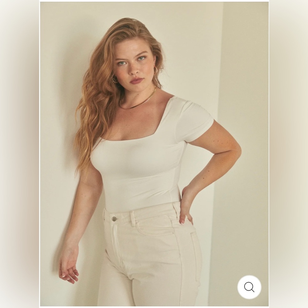 Womens Square Neck Short Sleeve